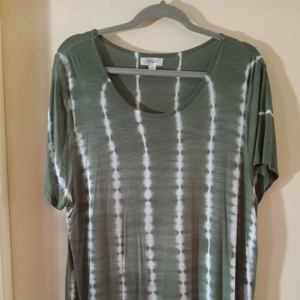 Style & Co Tie Dye Olive Tunic Top size XL Soft and Flowy -Never Worn